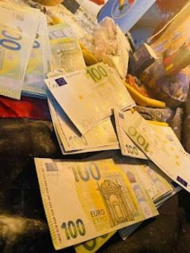 COMMENT DEVENIR RICHE SANS CONSÉQUENCE, RITUEL POUR DEVENIR RICHE SANS CONSÉQUENCE
